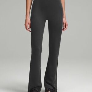 Lululemon Women’s Softstreme Ribbed Zip Flare Pants Sz 8 and 10 available!